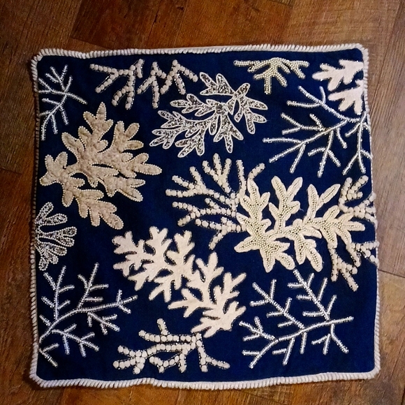 Home Interiors Other - Christmas pillow cover navy blue with white coral sequins 🎄🌴